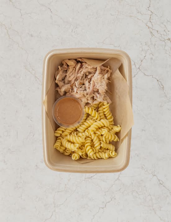 Kids Pasta and Chicken Bowl